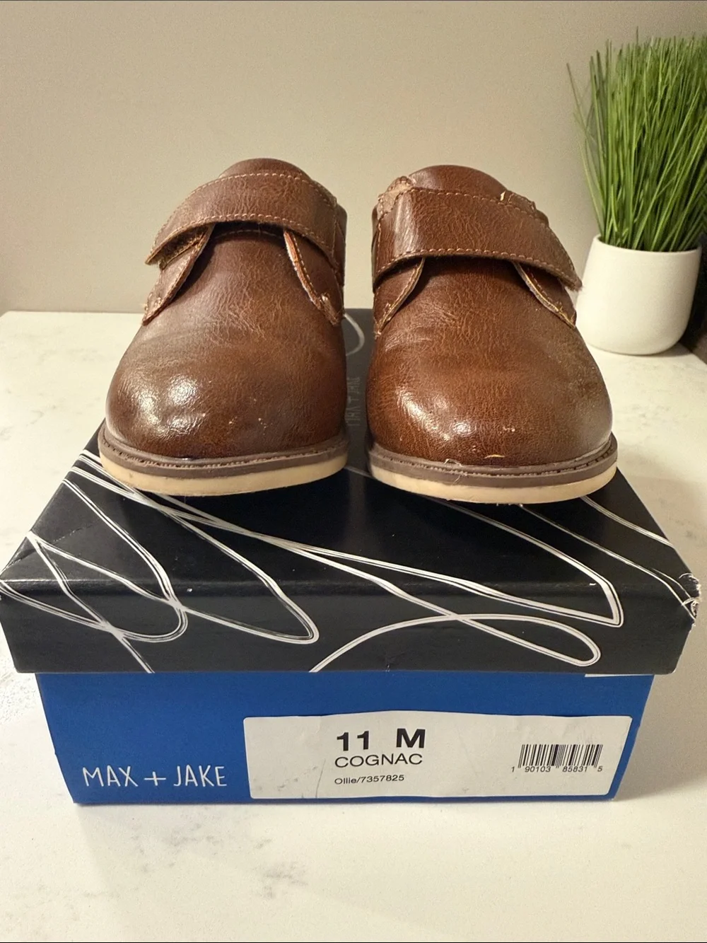 Classic Brown Kids Dress Shoes with Hook-and-Loop Closure
